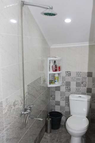 Гостевой дом Shushabandi Rooms Тбилиси Стандартный номер с кроватью размера "king-size"-18