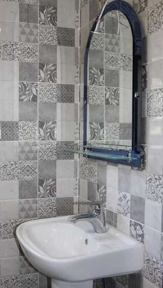 Гостевой дом Shushabandi Rooms Тбилиси Стандартный номер с кроватью размера "king-size"-41