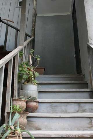 Гостевой дом Shushabandi Rooms Тбилиси Стандартный номер с кроватью размера "king-size"-6